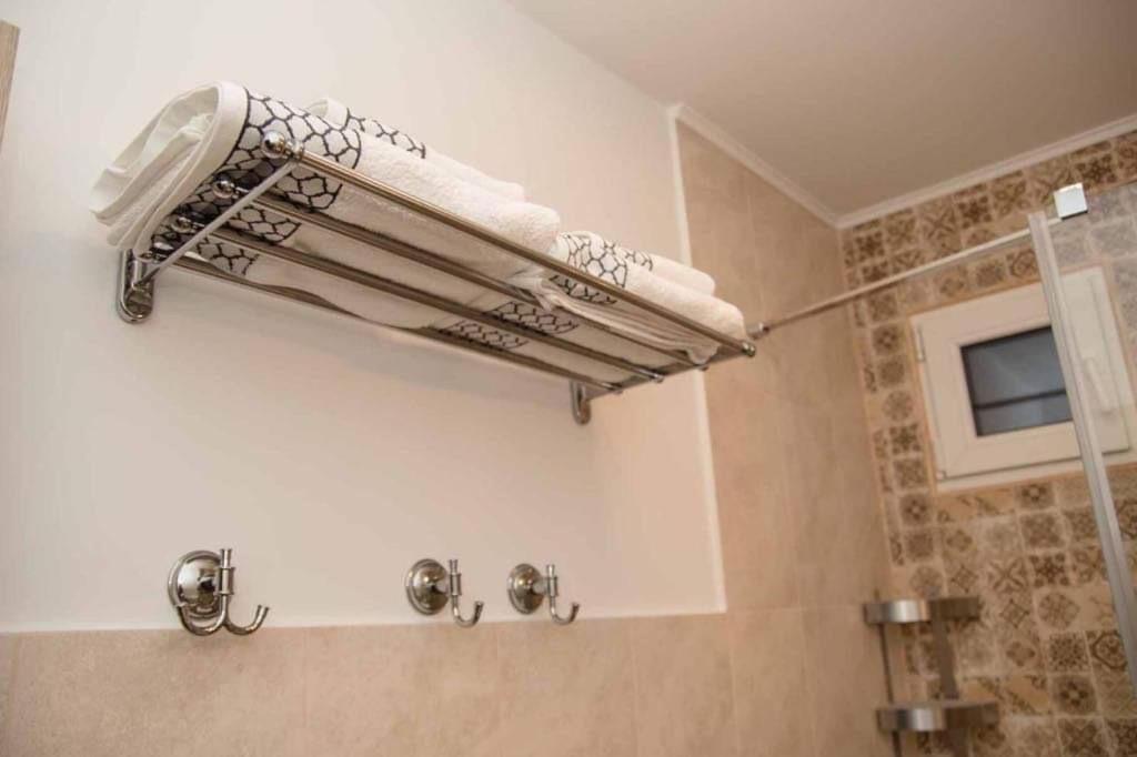 Colonial Touch Apartament Braşov Buitenkant foto